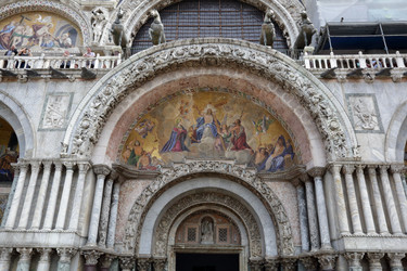 Similar image 11487217