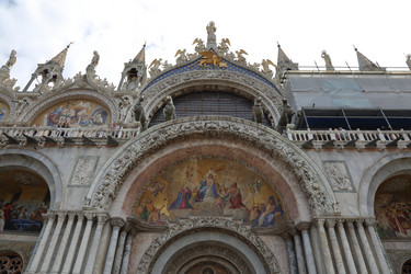 Similar image 11487219