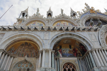 Similar image 11487221