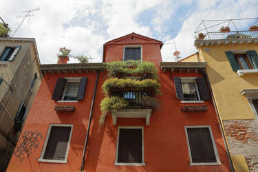 Similar image 11487243