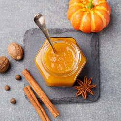 Similar image 11489875