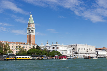 Similar image 11486578