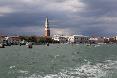 Similar image 11496594