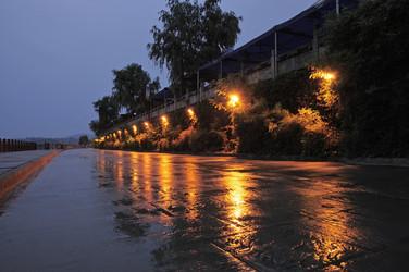 Similar image 11799095