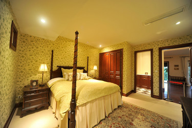 Similar image 11796319