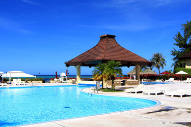 Similar image 11795075