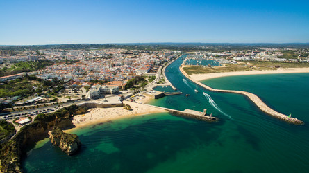 Similar image 11801172