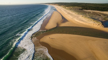 Similar image 11801195