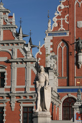 Similar image 11809107