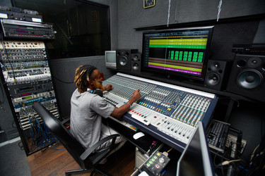 Similar image 11805957