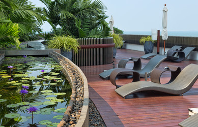 Similar image 11817361