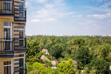 Similar image 11822080