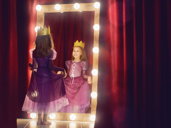 Similar image 11839983