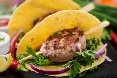 Similar image 11846319