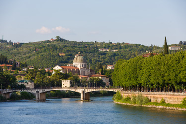 Similar image 11855317