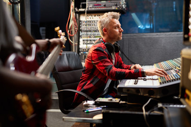 Similar image 11864915