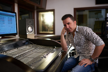 Similar image 11865238