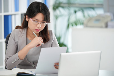 Similar image 11878625