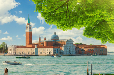 Similar image 11912389