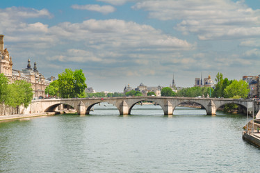 Similar image 11900233