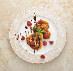 Similar image 11887796