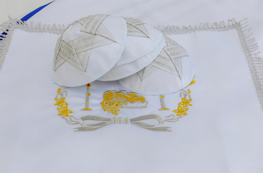 Similar image 11886944