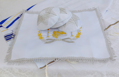 Similar image 11886945