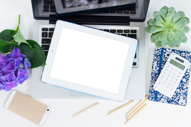 Similar image 11900264