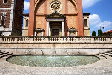 Similar image 11910735