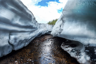 Similar image 11896301