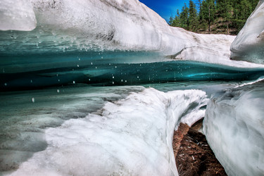 Similar image 11896302