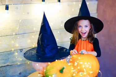 Similar image 11911116