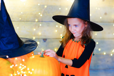 Similar image 11911220