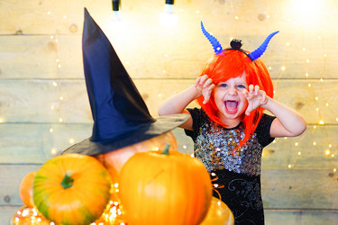 Similar image 11911265