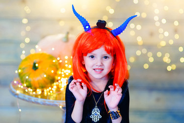 Similar image 11911271