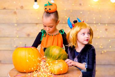 Similar image 11911324