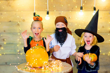 Similar image 11911467