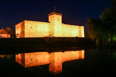 Similar image 11919280