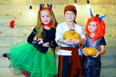 Similar image 11912141