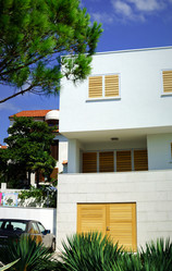 Similar image 11897345