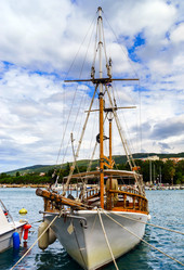 Similar image 11897357