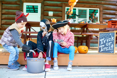 Similar image 11900362