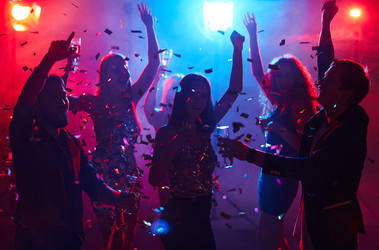 Similar image 11900165