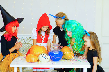 Similar image 11914337