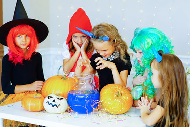 Similar image 11915222