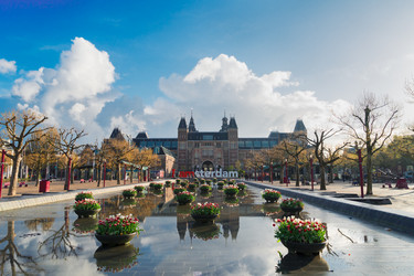 Similar image 11911892