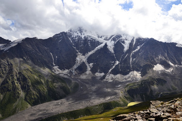 Similar image 11914343