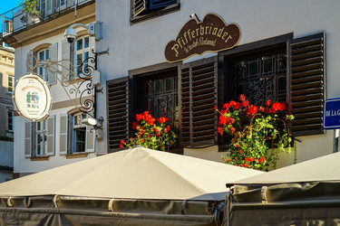 Similar image 11916358