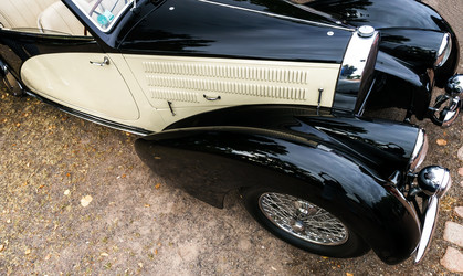 Similar image 11923611