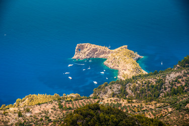 Similar image 11954879